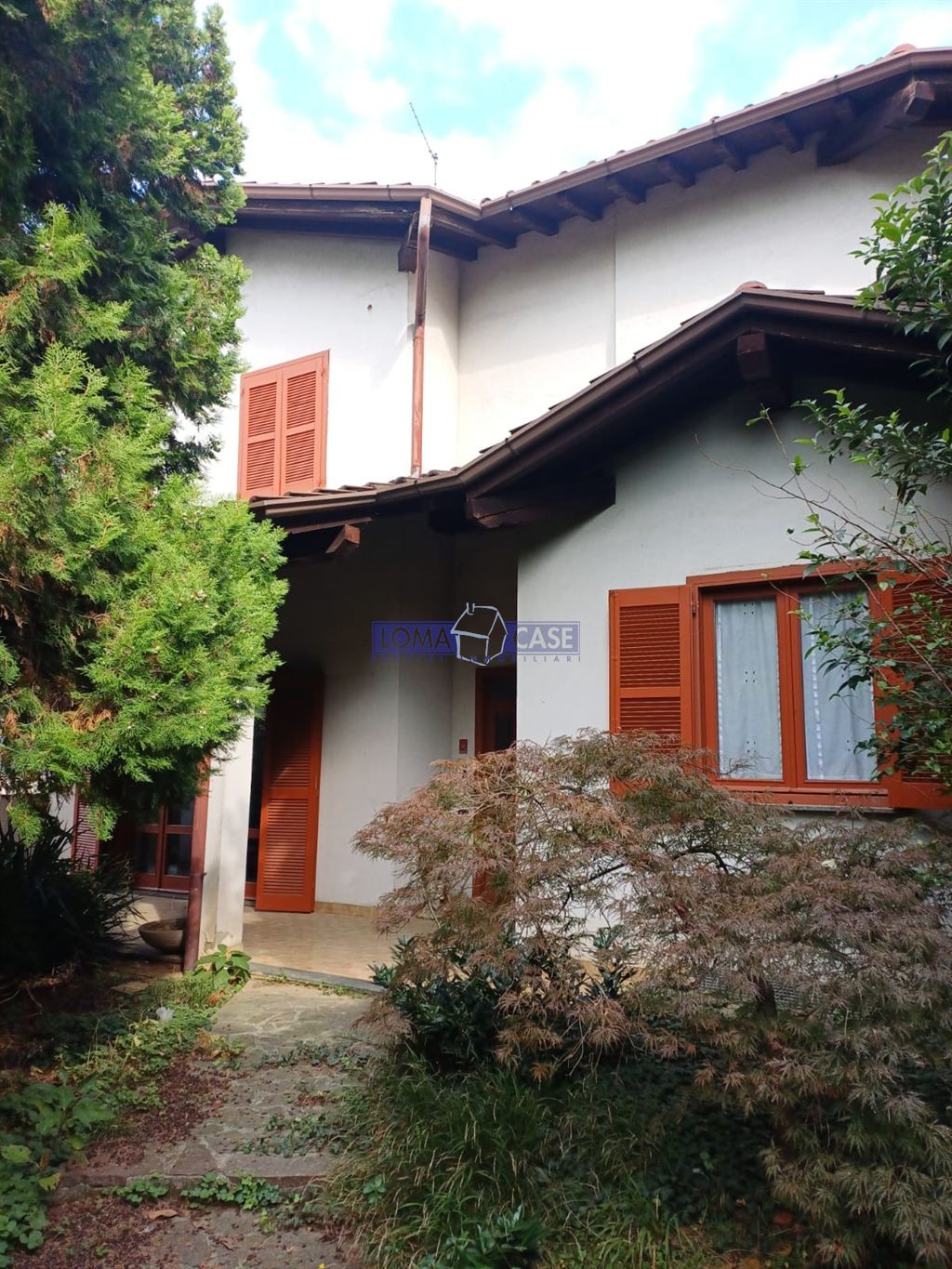 Lomagna Bifamiliare
